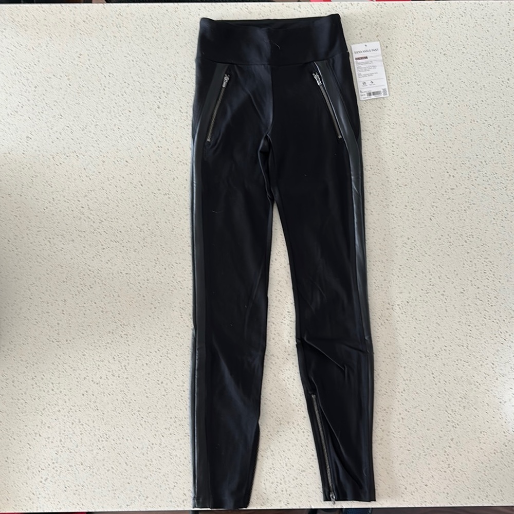 Athletes Siena Ankle Pant